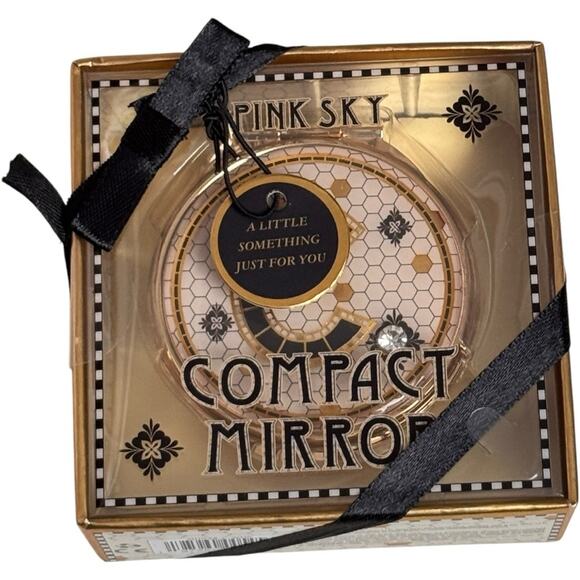 PINK SKY Tile Design Makeup Beauty Monogram C Compact Mirror Case Accessory NWT - Picture 3 of 4